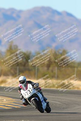 media/Jan-10-2025-CVMA Friday Practice (Fri) [[489e0da257]]/Group 4 and Trackday/Session 5 (Turn 7)/